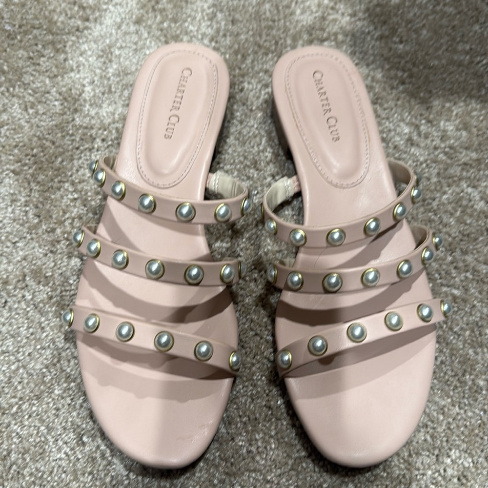 Pink pearl sandals